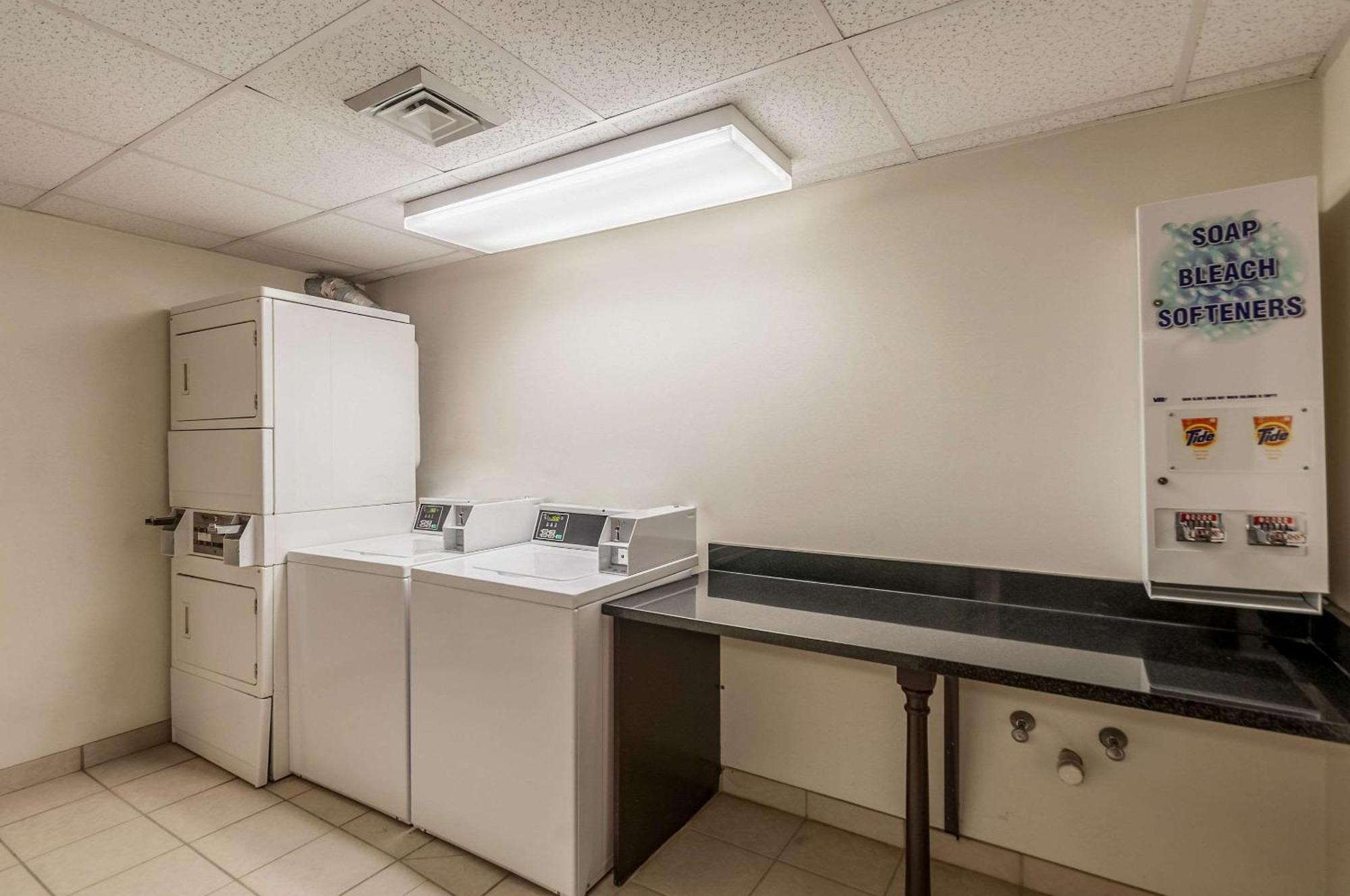 Sleep Inn & Suites Harrisonburg Near University Esterno foto